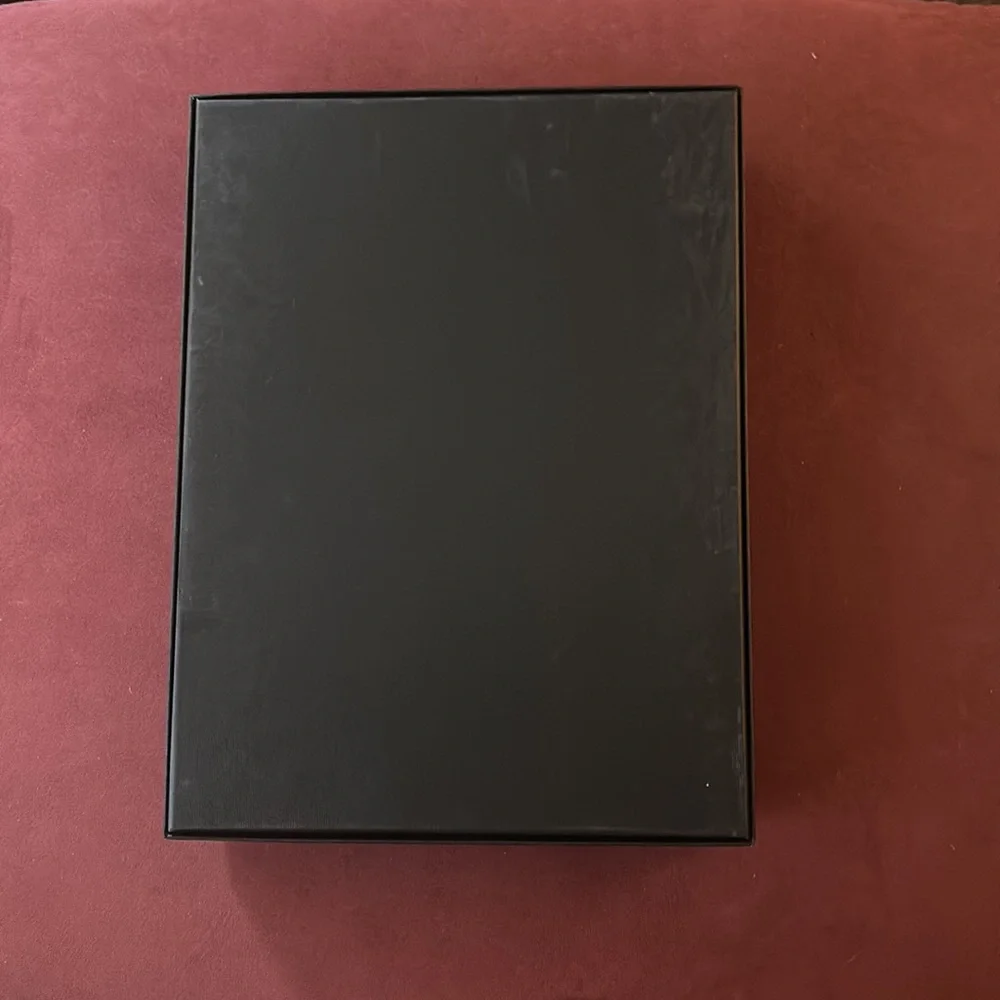 Authentic Gucci Box - Picture 3 of 3